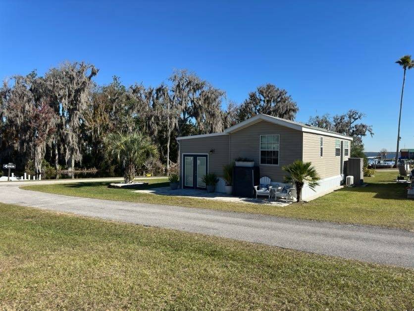 219 Oak Harbor Cp a Haines City, FL Mobile or Manufactured Home for Sale